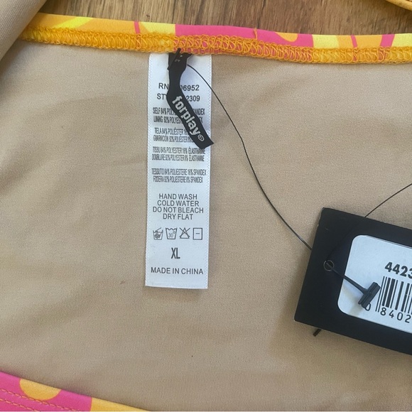 Sexy Forplay Swimsuit Abstract 60’s 70’s Pop Psychedelic Bright Print - Picture 7 of 11